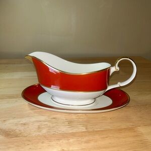 Mikasa Egyptian Terracotta Gravy Boat & Plate Bone China Japan A6850